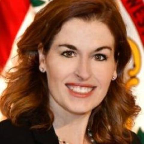 photo of cfo sarah long